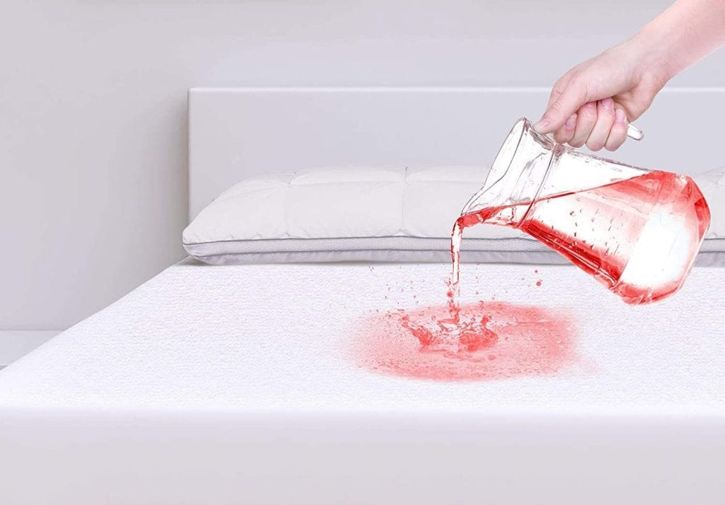 tấm lót nệm khách sạn